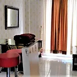 Three D Room Rent Apartment By Zuzu