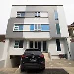 Reddoorz Plus @ Setiabudi Tengah