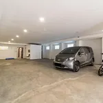Urbanview Hotel Casa Kota Mangga Besar