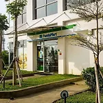 Studio Apartment At Metro Park West Jakarta