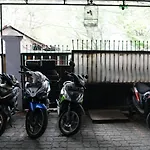 Cosmo Tanjung Duren Mitra Reddoorz