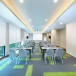 Holiday Inn Express Jakarta Matraman, an IHG Hotel