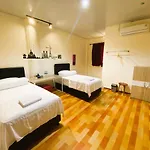 Ivi Hotel