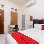 Reddoorz At Meruya Utara