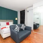 Reddoorz Premium Near Rs Pondok Indah