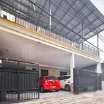 Joy Homestay At Pulomas Redpartner