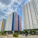 Cozy Living 2Br Green Pramuka City Apartment Near Mall By Travelio