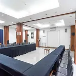 Reddoorz Plus At Blue Pacific Blok M
