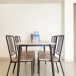 Spacious And Modern 3Br At Meikarta Apartment By Travelio