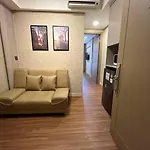 Gold Coast Room Classic Prs Studio Netflix
