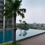 Comfort Studio At Daan Mogot City Apartment By Travelio