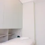 Comfort And Nice 2Br At Gold Coast Apartment By Travelio