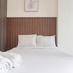 Brand New And Comfort Studio At Vasaka Solterra Apartment By Travelio