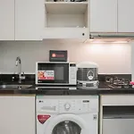 Comfy And Tidy 1Br The Mansion Kemayoran Apartment Near Jiexpo By Travelio