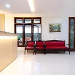 Urbanview Hotel Mitra Near Grand Indonesia