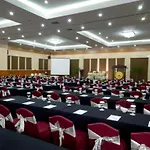 Grand Cempaka Business Hotel
