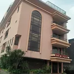 Hotel 678 Kemang Powered By Cocotel