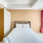 Nice Designed And Homey Studio At Menteng Park Apartment By Travelio