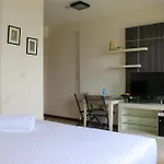 Comfort And Minimalist Studio At Maple Park Sunter Apartment By Travelio