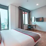 Super Oyo Townhouse 1 Hotel Salemba