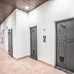 Super Oyo Townhouse 1 Hotel Salemba