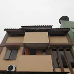 Reddoorz Near Ciputra World Kuningan 3