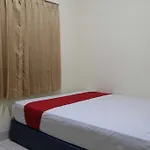 Reddoorz Near Ciputra World Kuningan 3