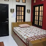 Lagura Residence Guest House