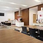 Amaris Hotel Satrio Kuningan - Jakarta