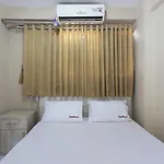 Reddoorz Apartment @ Sentra Timur