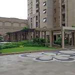 Big 2Br Grand Palace Kemayoran Apartment By Travelio