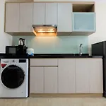 Modern Studio Menteng Park Apartment By Travelio