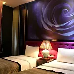 Little Amaroossa Hotel