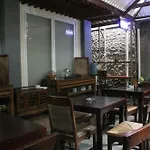 Zen Rooms Kuningan Anggrek