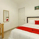 Reddoorz Syariah Plus Near Pancoran 2