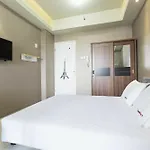 Reddoorz Apartment @ Pegangsaan Kelapa Gading