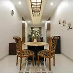 Reddoorz Syariah Plus Near Dharmawangsa