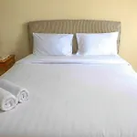 3 Bedroom Permata Senayan Apartment By Travelio