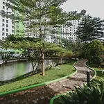 Reddoorz Apartment @ Green Lake View Ciputat