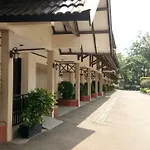 C\'One Cempaka Putih