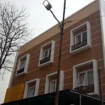 Navara House