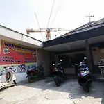 Borneo Hostel