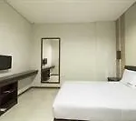 Reddoorz Plus @ Thamrin Residence