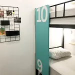 Teduh Hostel Kota Tua