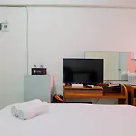 Simply Studio Apartment At Green Pramuka City By Travelio