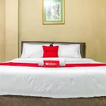 RedDoorz near Plaza Senayan