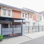 Oyo 2196 Ss Homes