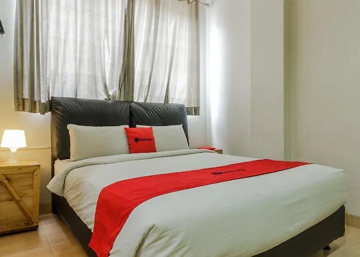 Reddoorz Near Lokasari Square Jakarta 2