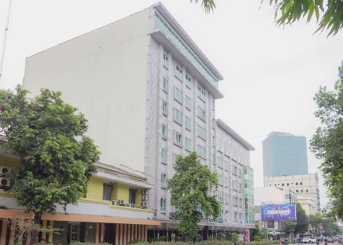 Collection O 7 Hotel Melawai