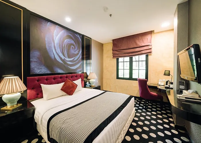 Little Amaroossa Hotel